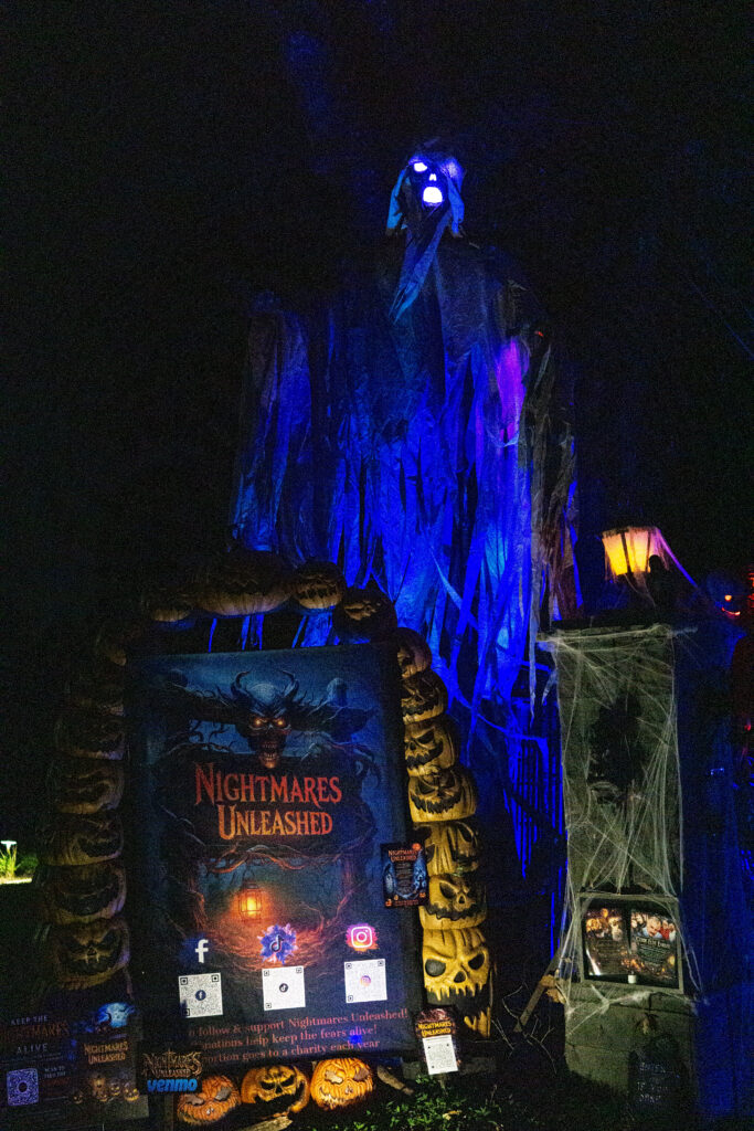 Nightmares Unleashed Turns a Milk District Front Yard Into a Horrifying Work of Art — Bungalower Orlando