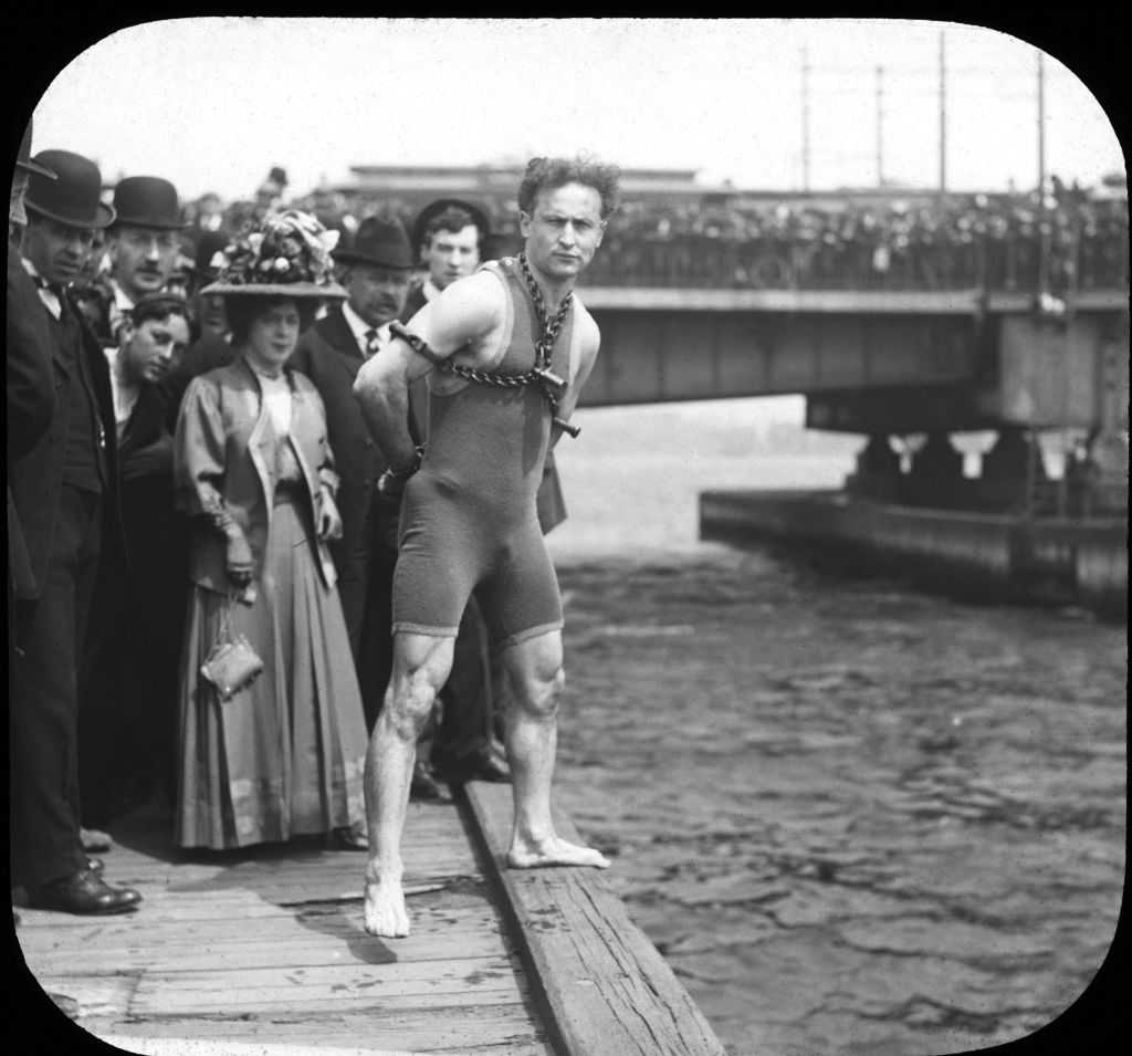 Houdini's centennial spotlight: A newly published essay and a fresh fight over when and how he died — Clermont Arts news