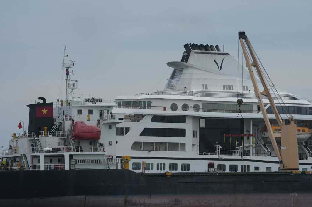 US cruise ship suspends global voyage in Asia due to fuel costs, passengers stranded — Clermont Community news