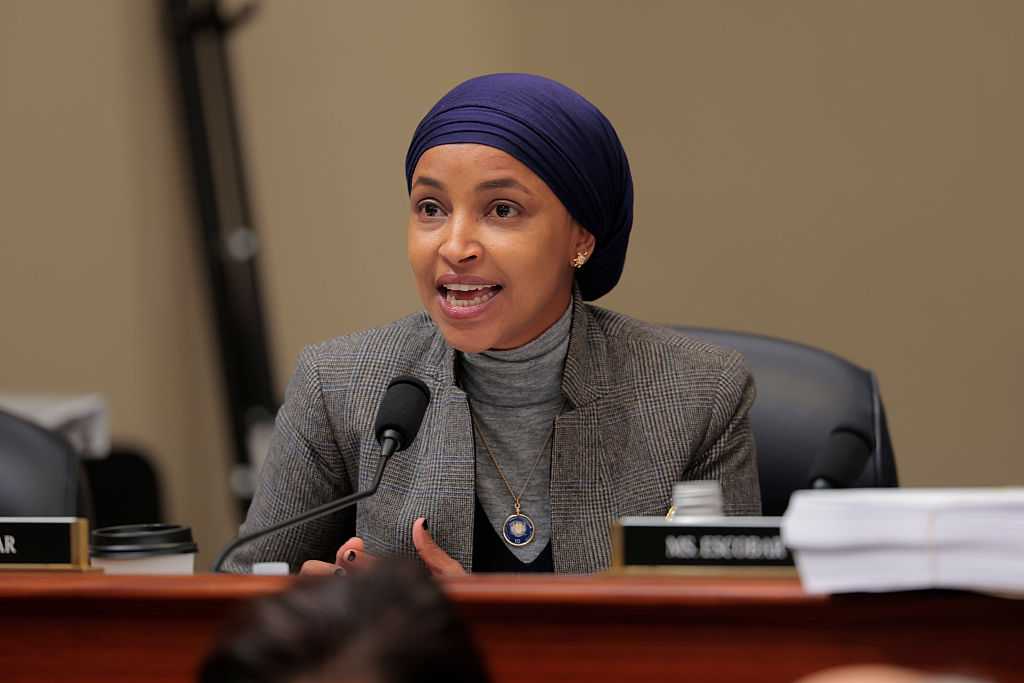 Federal agents searched Rep. Ilhan Omar's home as part of criminal investigation, per report — WESH 2 Orlando, Clermont Community news