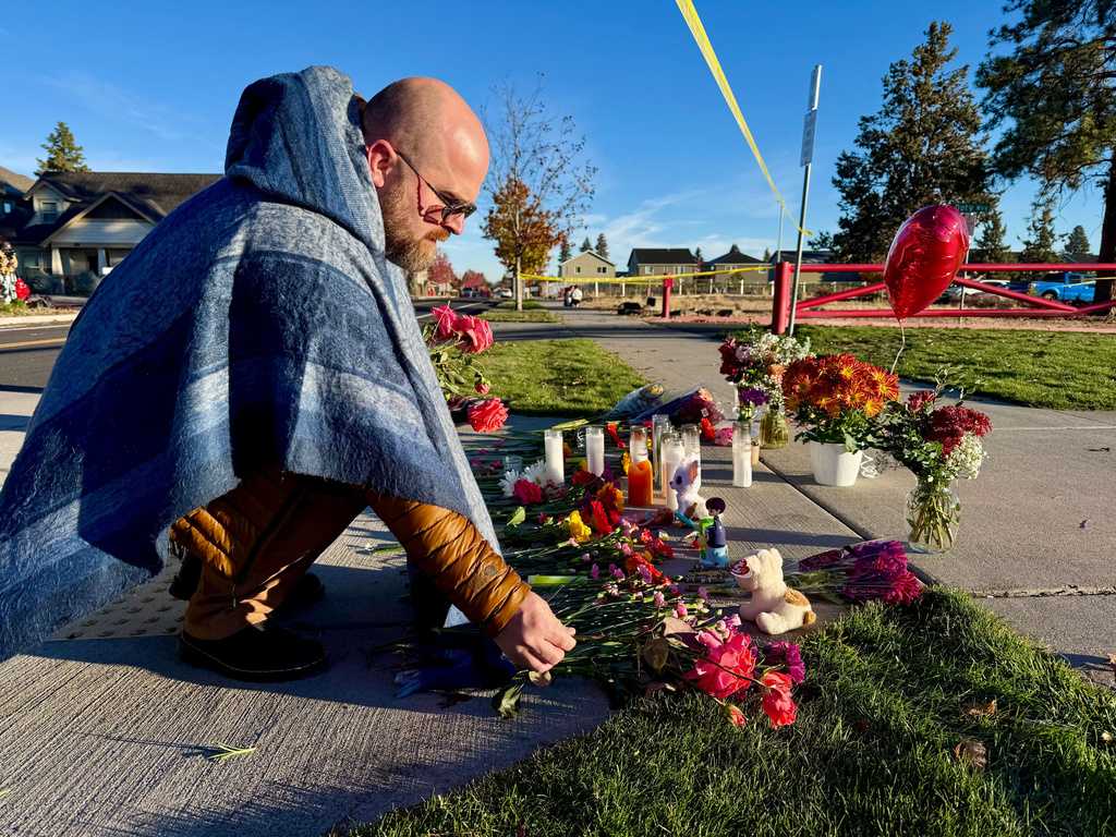 Oregon community mourns 4 killed in school shooting as 2 survivors remain hospitalized — WESH 2 Orlando, Clermont Health news