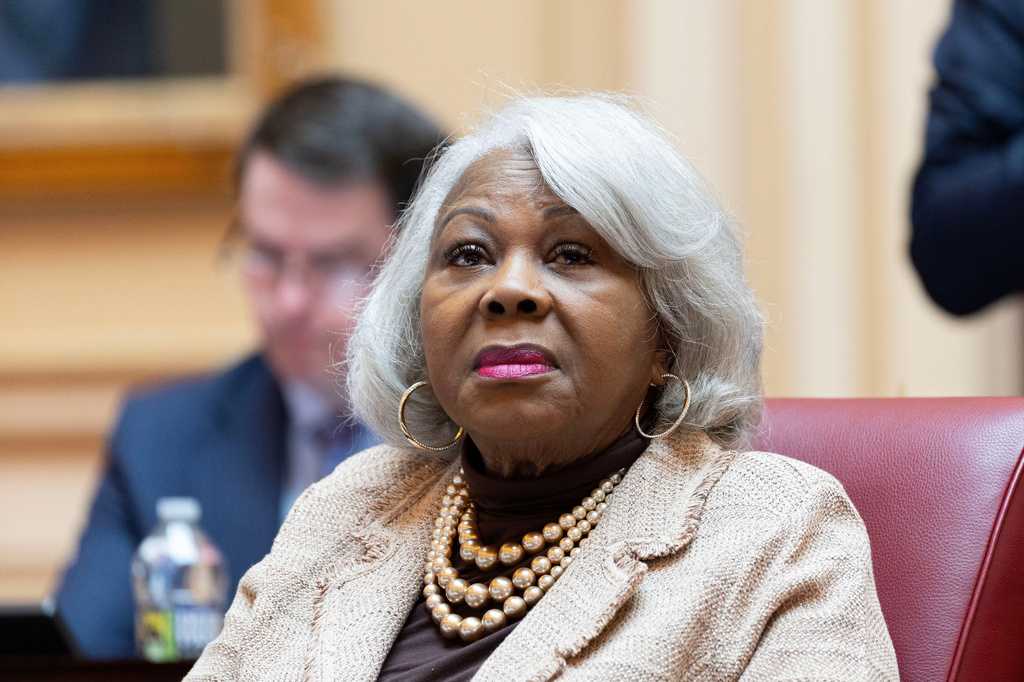 Virginia state Sen. L. Louise Lucas is charged with drug trafficking and money laundering, DOJ says — WESH 2 Orlando, Clermont Business news