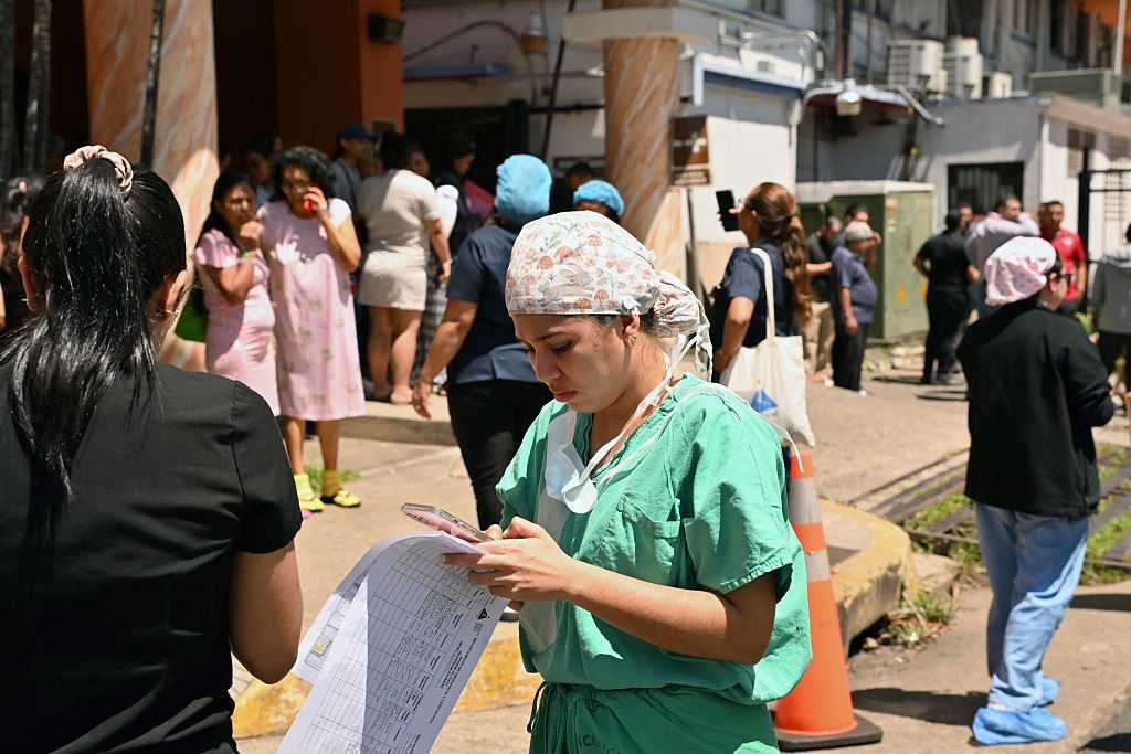 A magnitude 7.6 earthquake shakes Panama, USGS reports — WESH 2 Orlando