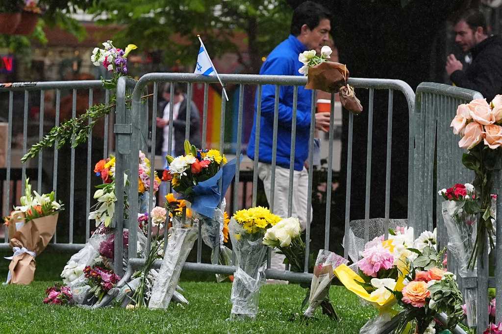 Man pleads guilty to federal hate crimes in deadly firebomb attack on Colorado demonstrators — Clermont Community news