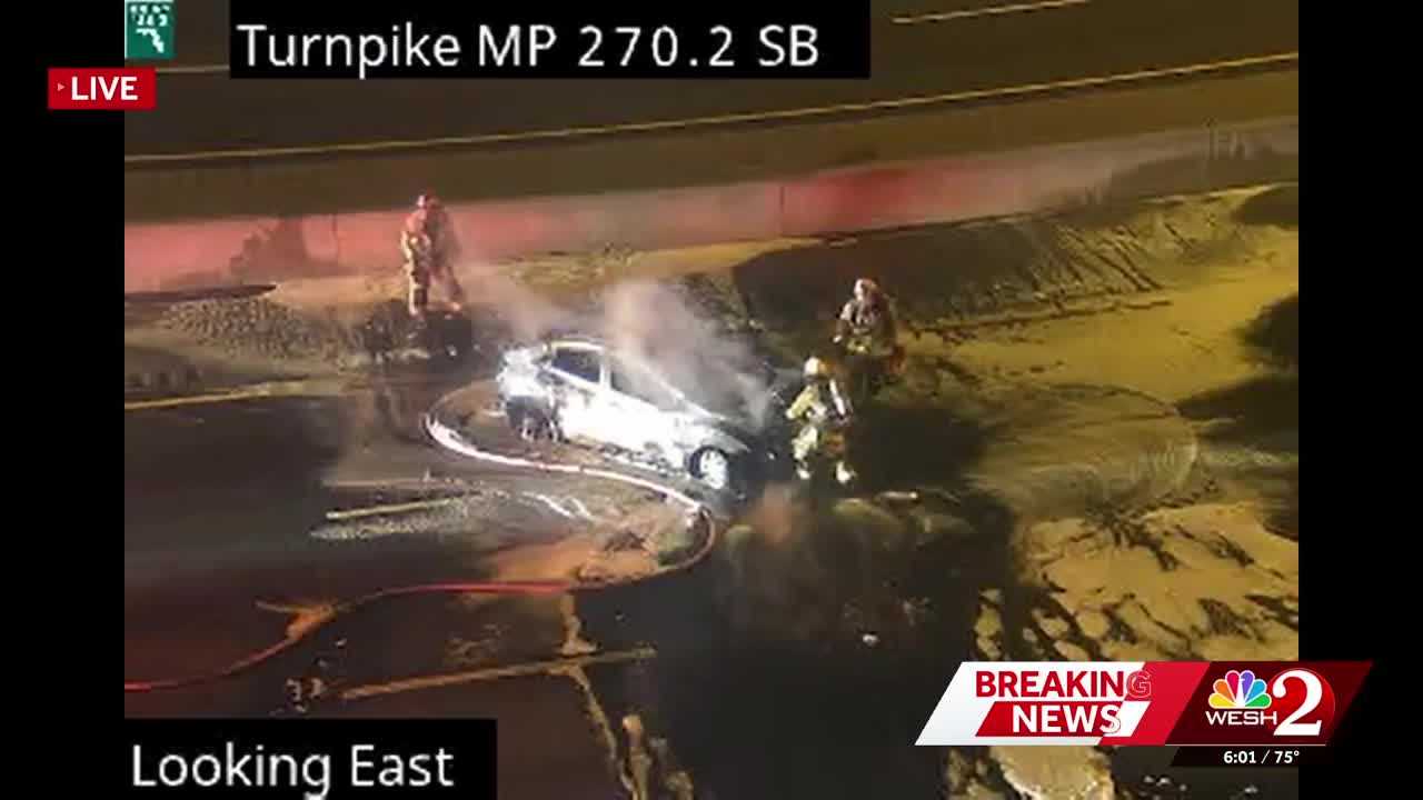 Video: Firefighters work to extinguish vehicle fire on Florida's Turnpike in Orange County — WESH 2 Orlando, Clermont Community news