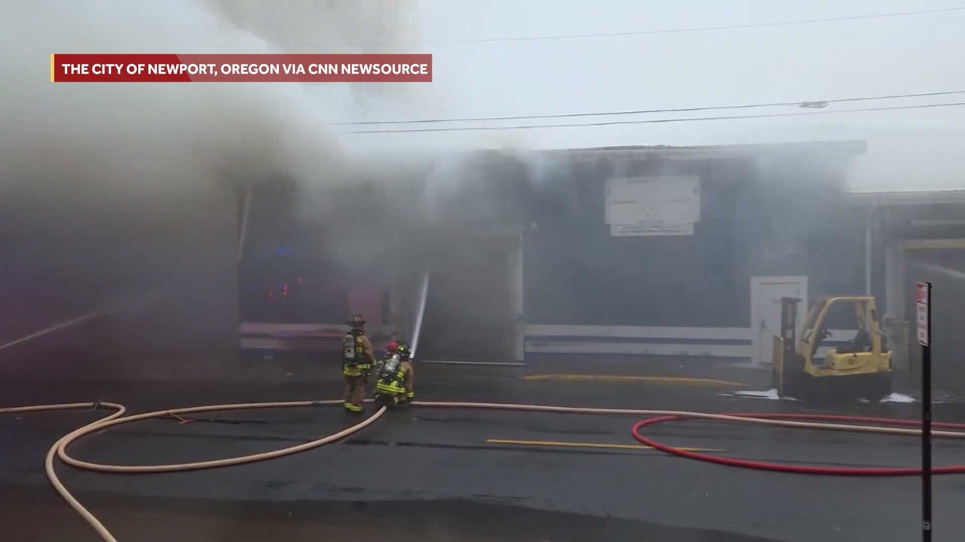 Possible ammonia contamination prompts evacuations after Oregon seafood plant fire, officials say β WESH 2 Orlando, Clermont Schools news