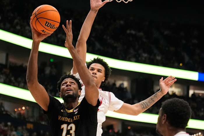 Chancellor grants 19 college basketball players a 5th season and orders portal open Monday — ClickOrlando Sports, Clermont Schools news